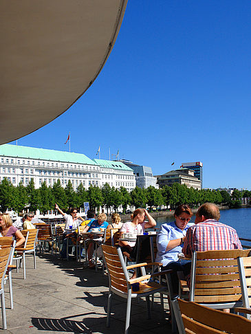 Brunchterrasse auf dem Alster Pavillon