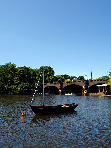 Boote auf der Außenalster - Hamburg (Hamburg)