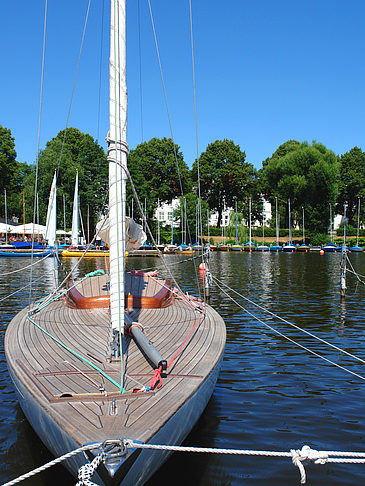 Foto Bootsverleih und Hafen auf der Außenalster