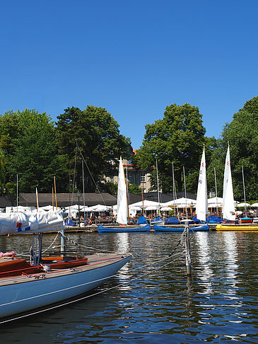 Foto Bootsverleih und Hafen auf der Außenalster