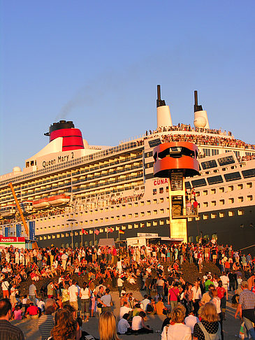 Queen Mary 2 - Volksfest - Hamburg (Hamburg)