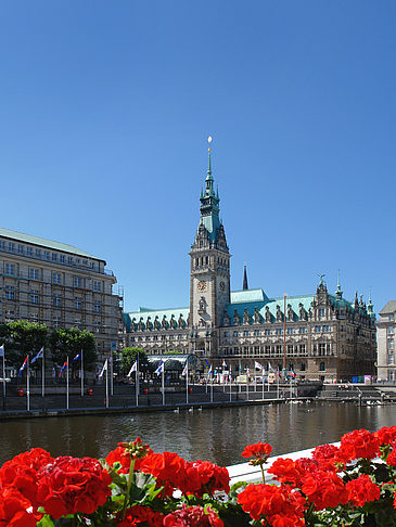 Foto Rathaus mit Alsterfleet - Hamburg