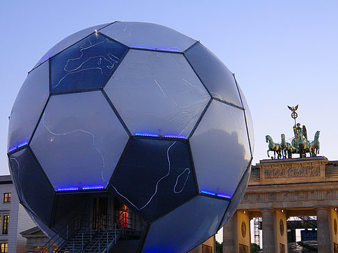 Brandenburger Tor zur WM 2006 - Berlin (Berlin)