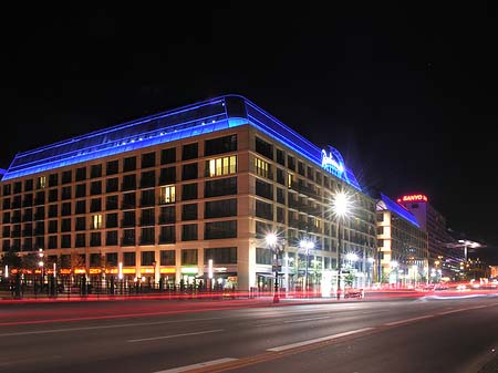 Radisson bei Nacht - Berlin (Berlin)