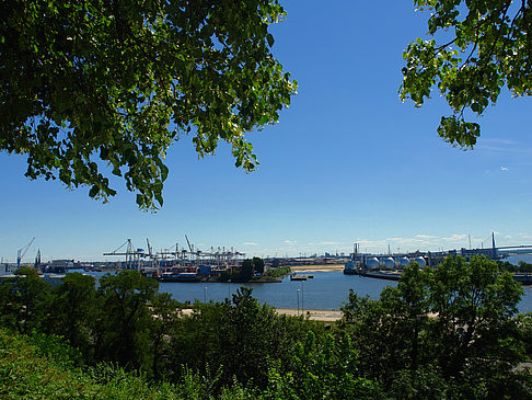 Altonaer Balkon mit Blick auf den Hafen - Hamburg (Hamburg)