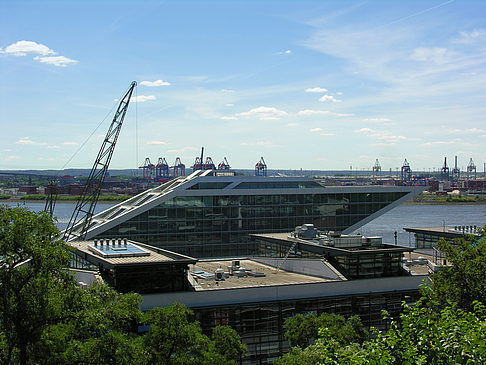 Altonaer Balkon mit Blick auf den Hafen - Hamburg (Hamburg)