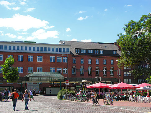 Paul Nevermann Platz - Hamburg (Hamburg)