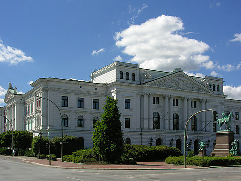 Rathaus von Altona