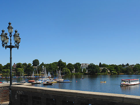 Bootsverleih und Hafen auf der Außenalster Fotos