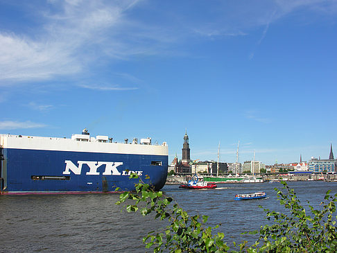 Schiff - Hamburg (Hamburg)