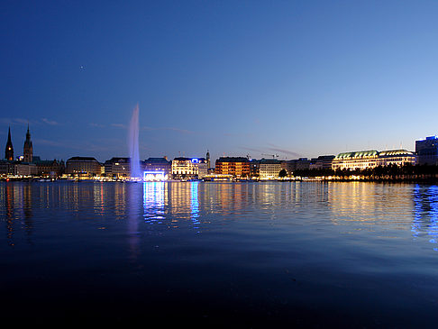 Binnenalster am Abend - Hamburg (Hamburg)