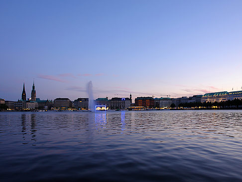 Binnenalster am Abend - Hamburg (Hamburg)