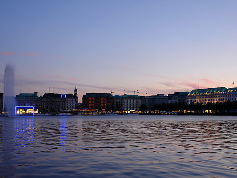 Fotos Fontäne auf der Binnenalster