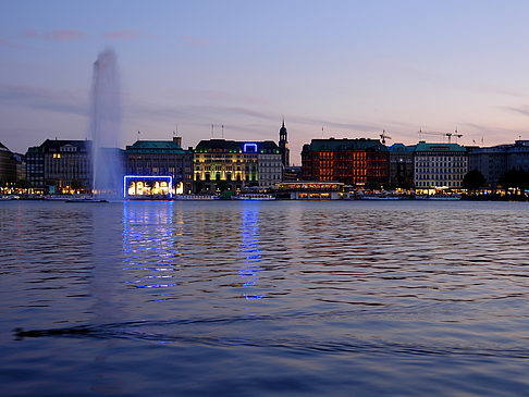 Fotos Fontäne auf der Binnenalster