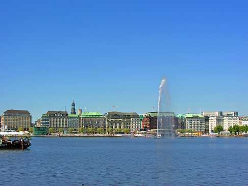 Fotos Fontäne auf der Binnenalster | Hamburg