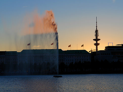 Sonnenuntergang über der Binnenalster - Hamburg (Hamburg)