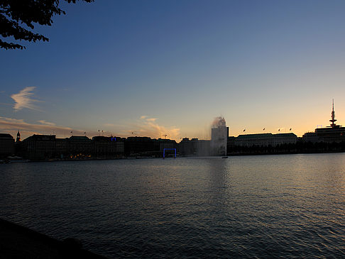 Sonnenuntergang über der Binnenalster - Hamburg (Hamburg)