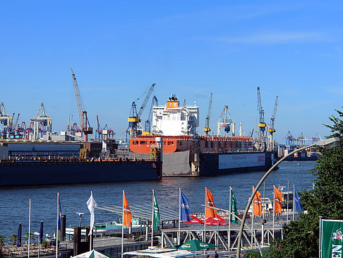 Blick auf den Hafen Foto 