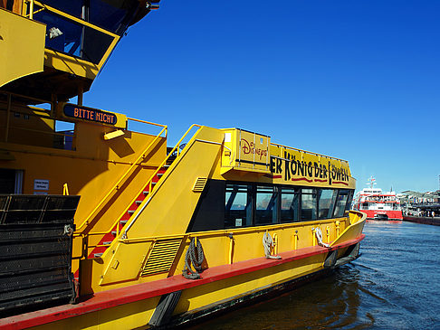 Fähre zum König der Löwen - Hamburg (Hamburg)