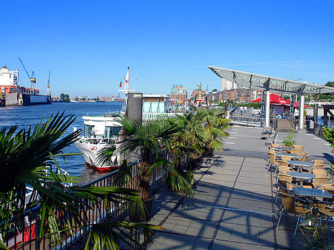 Foto Landungsbrücken - Hamburg