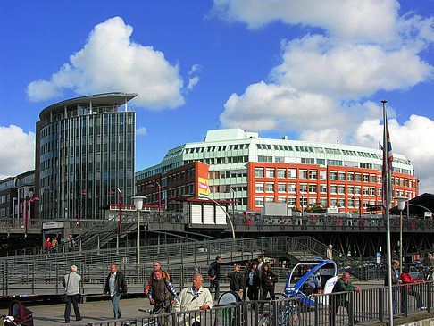 U-Bahn Landungsbrücken - Hamburg (Hamburg)