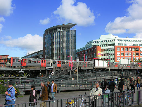 U-Bahn Landungsbrücken - Hamburg (Hamburg)