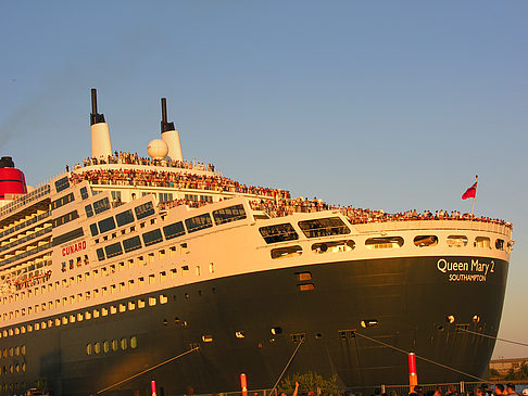 Queen Mary 2