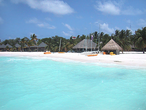 Foto Der weiße Sandstrand der Malediven - 